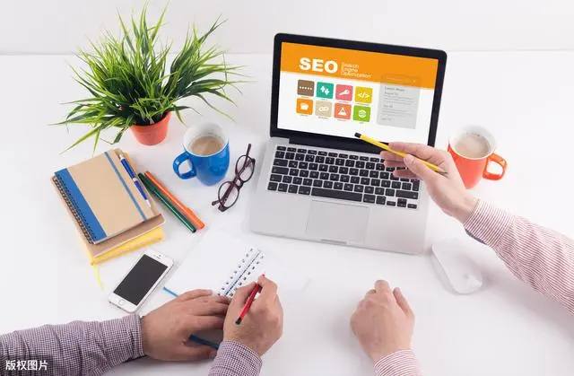 国台办新任发言人亮相